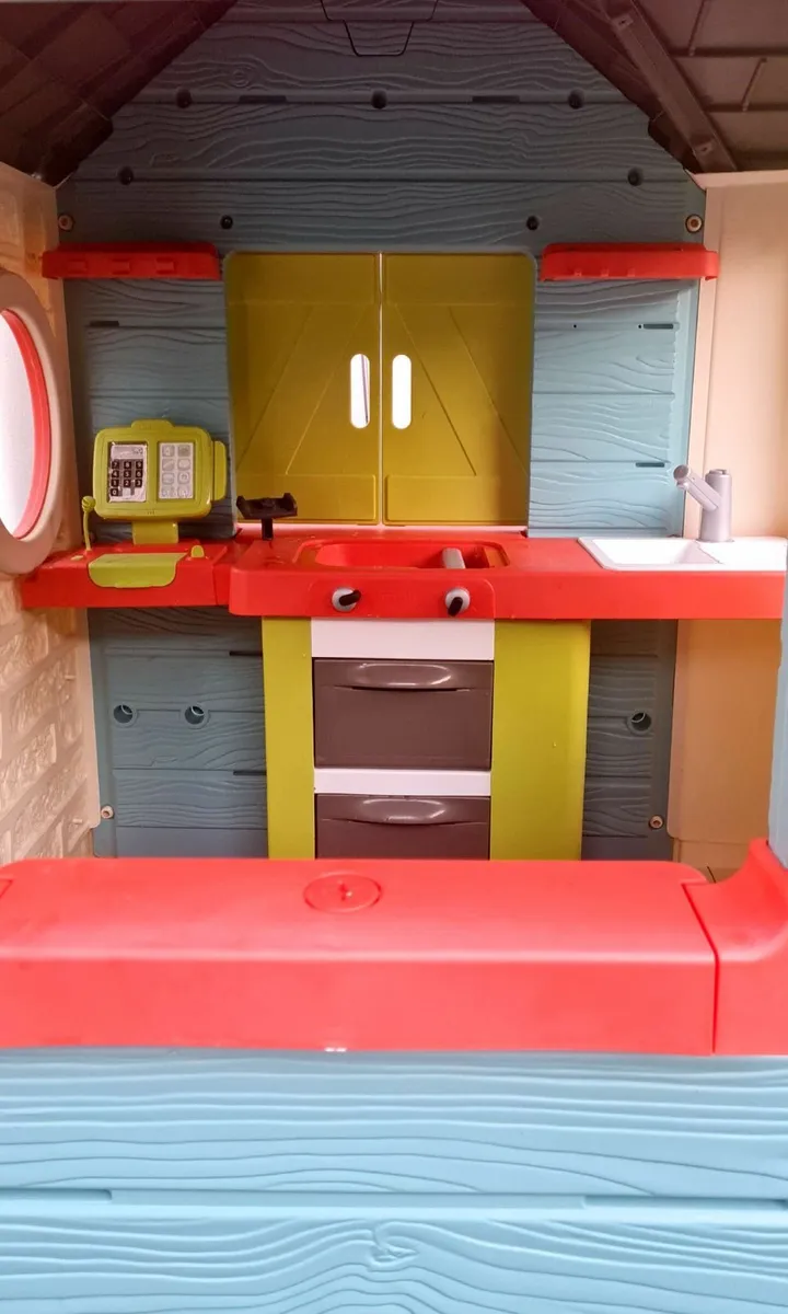 Play house - Image 3
