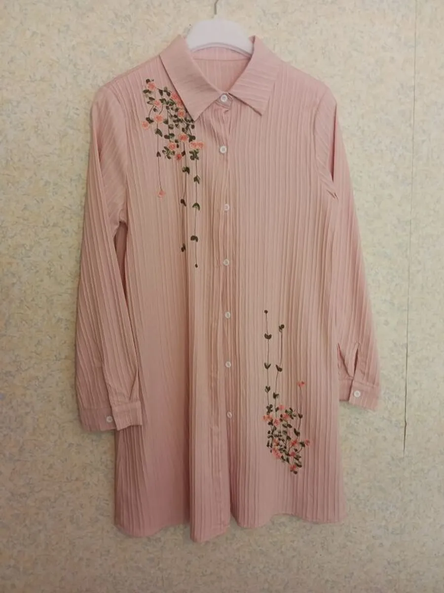 dresses - Image 1