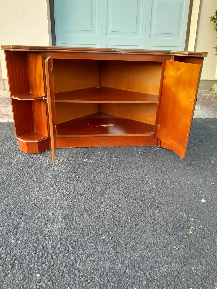 Living room tv corner unit - Image 4