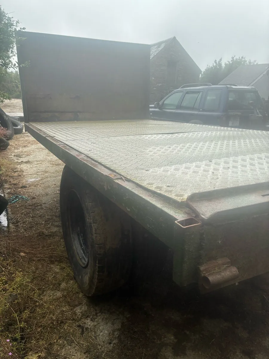 14x7 tipping trailer - Image 2