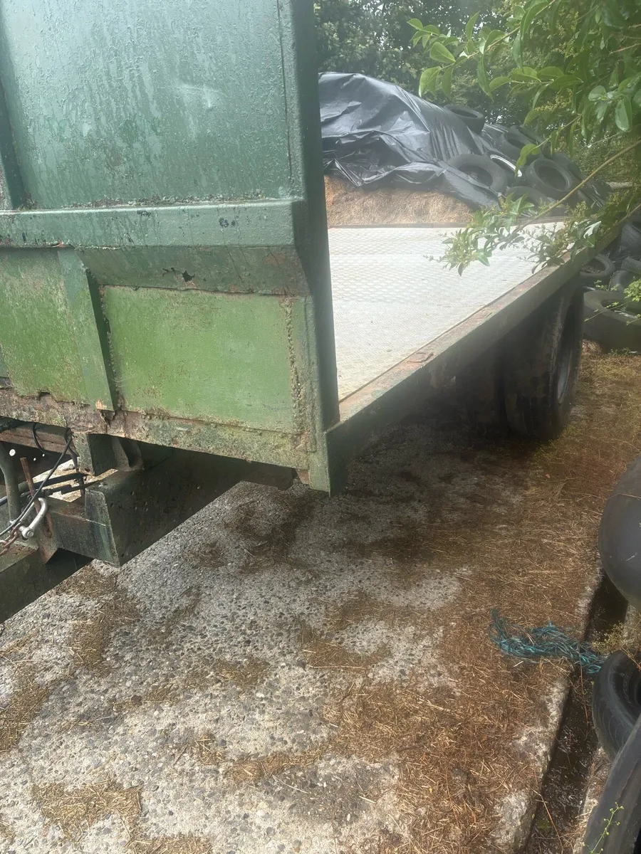 14x7 tipping trailer - Image 4