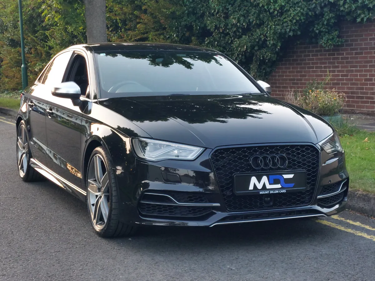 Audi S3 Saloon *PANTHER BLACK* Automatic 2014 - Image 4