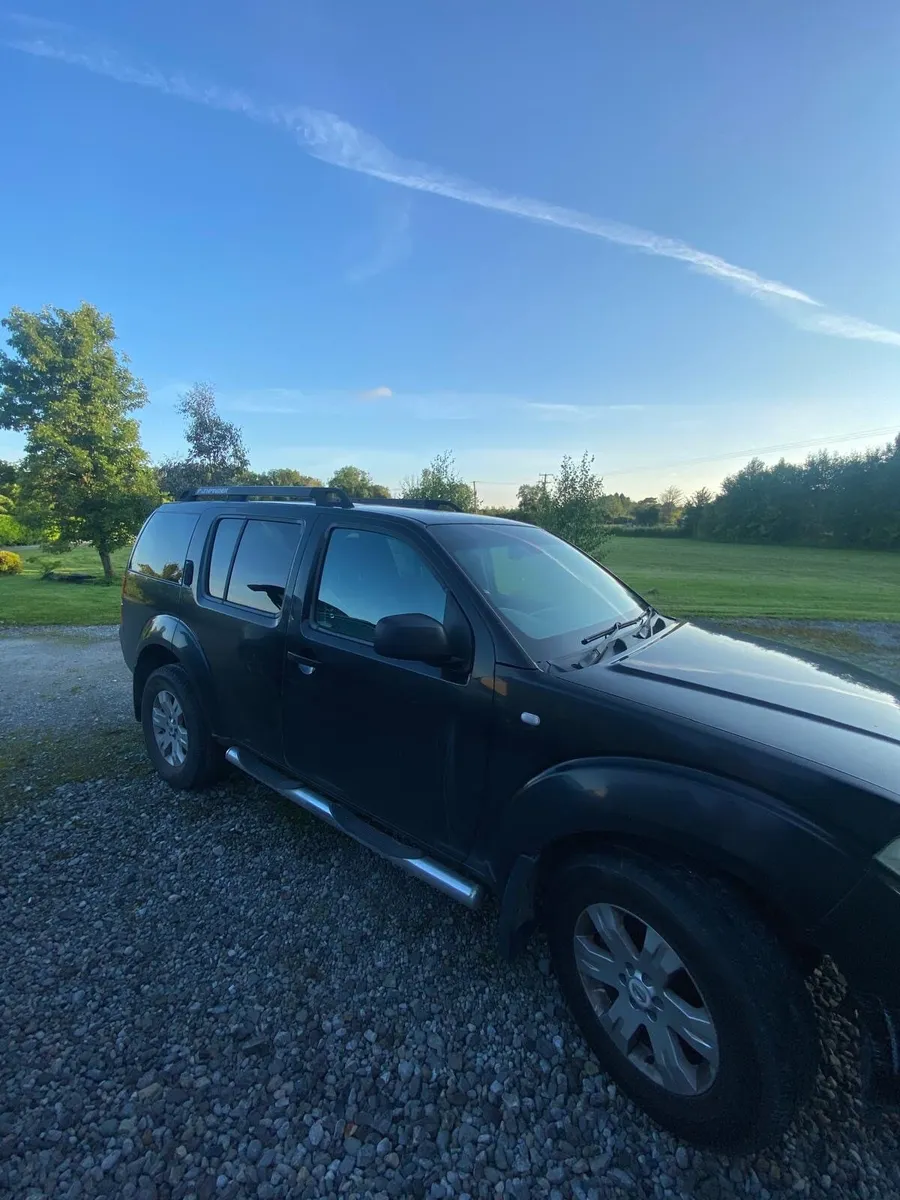 Nissan Pathfinder 2007 - Image 2