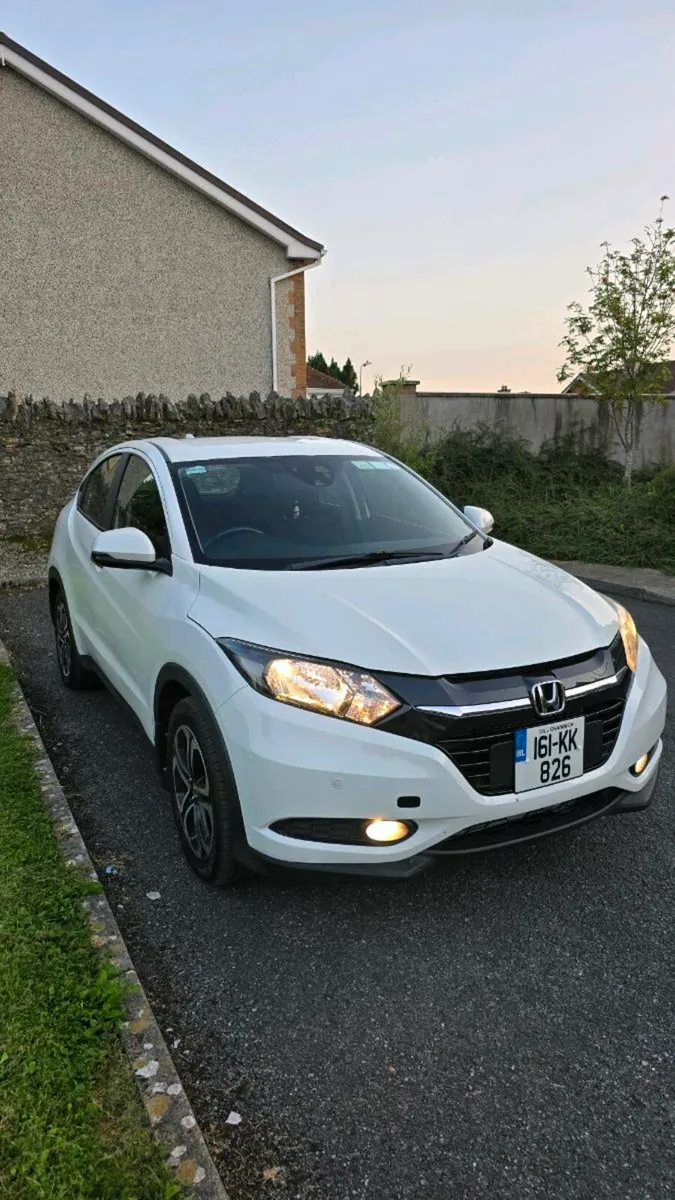 Honda HRV 1.6 I-DTEC, 2 YEARS NCT - Image 3