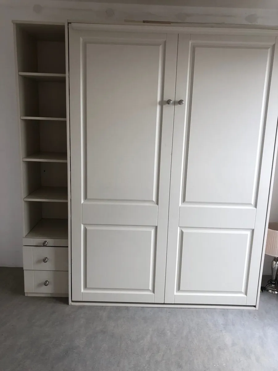bed - Image 1