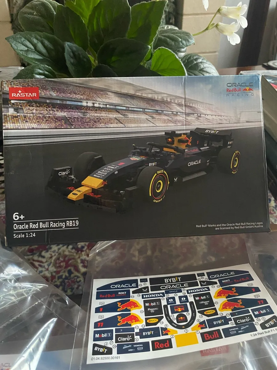 Rastar Iracle Red Bull Racing Building Kit - Image 1