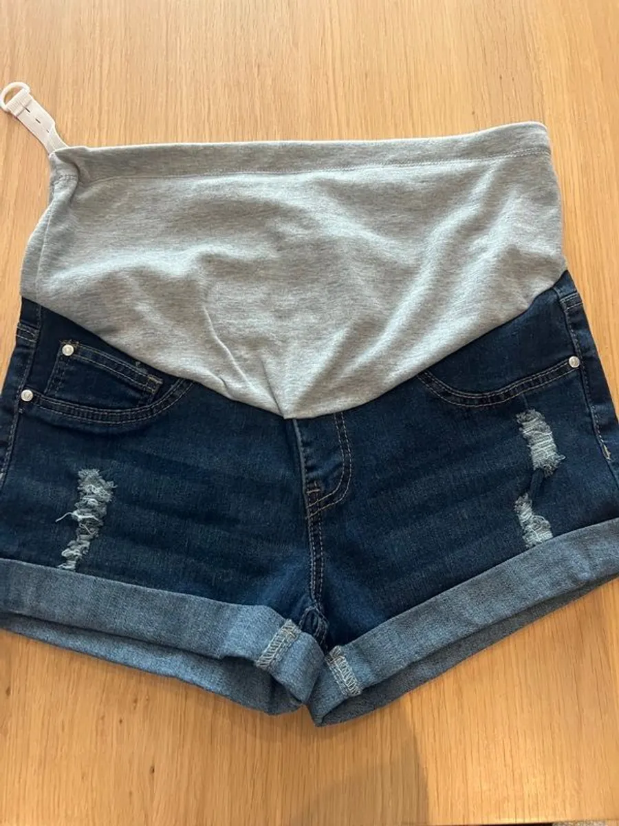 Maternity Clothes Bundle - Image 4