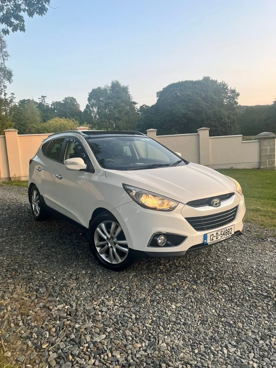 Hyundai ix35 high spec 2L 4WD - Image 1