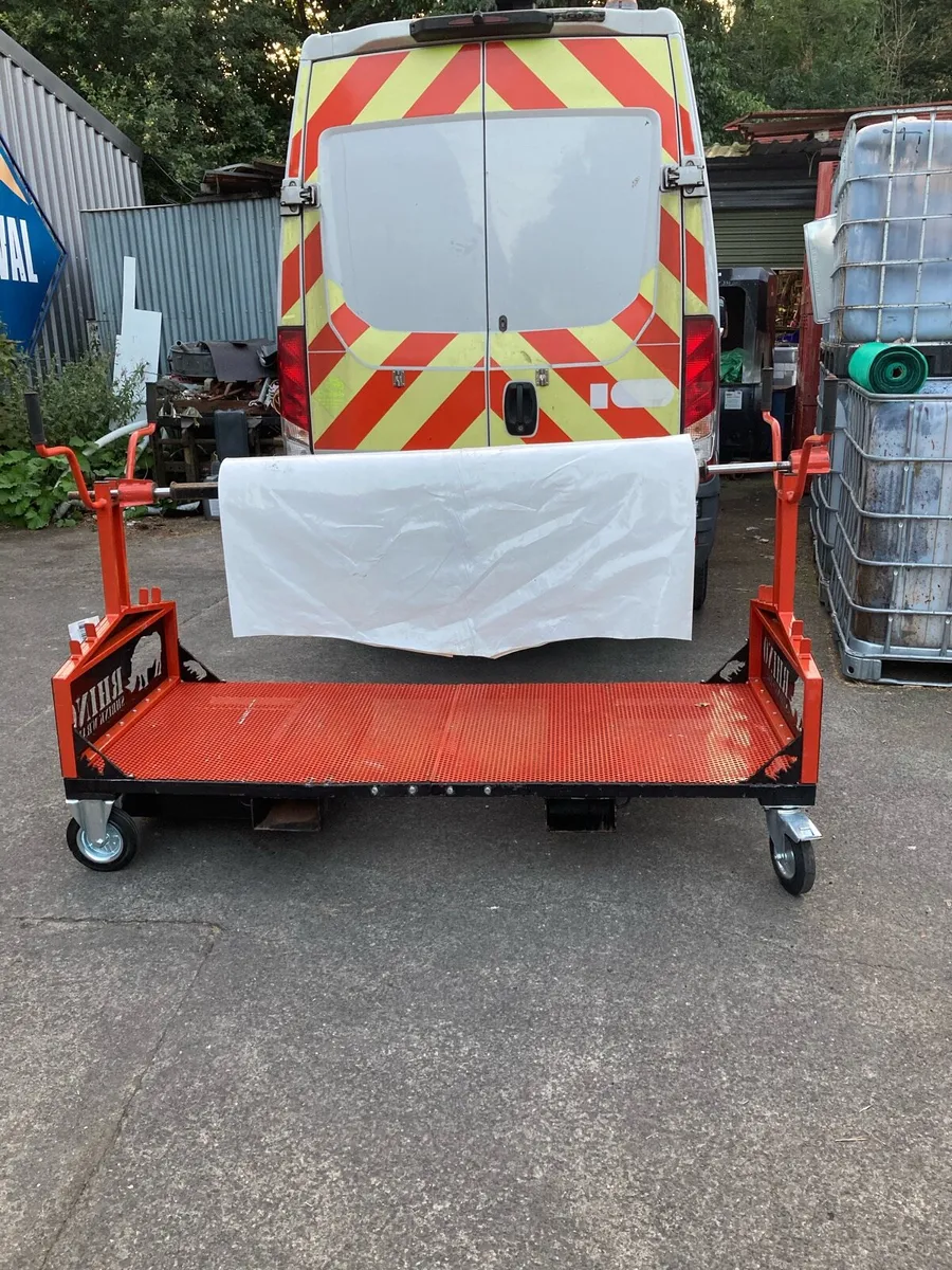 Rhino Scaffolding Plastic Wrapping Trolley - Image 2