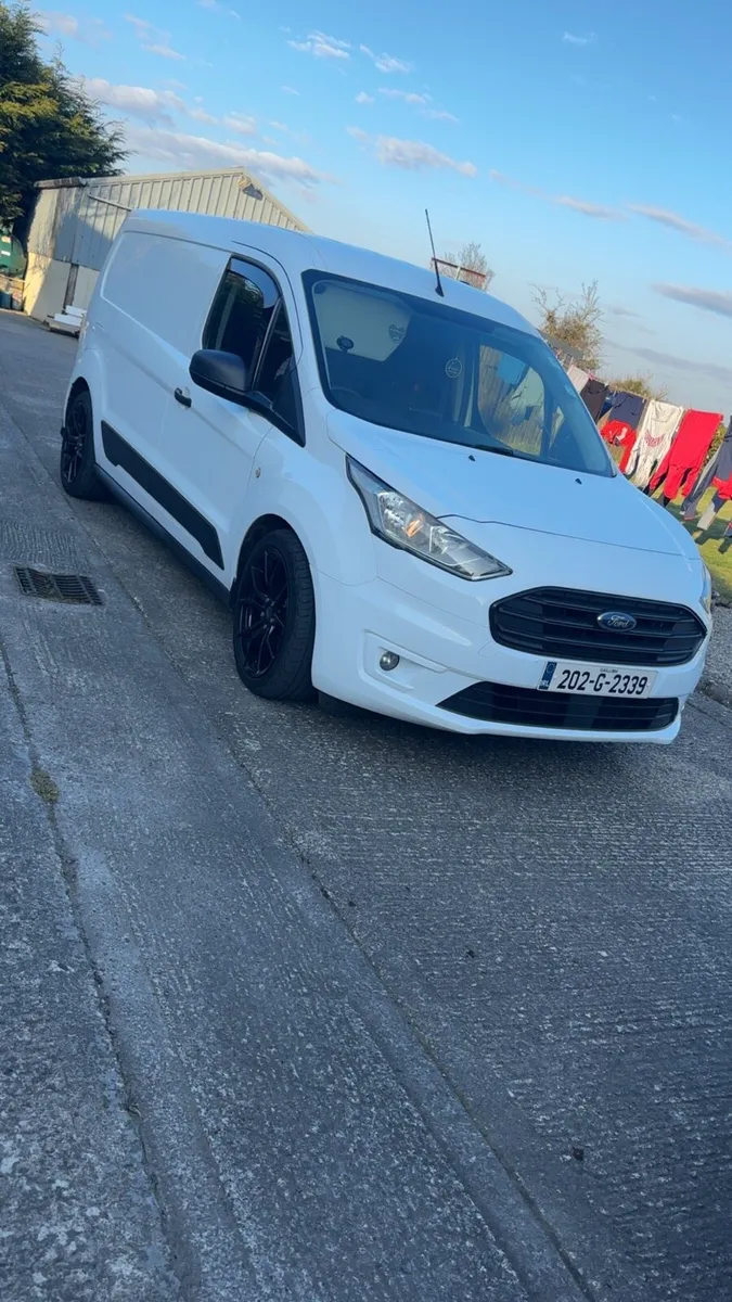 Transit Connect (LWB) - Image 4