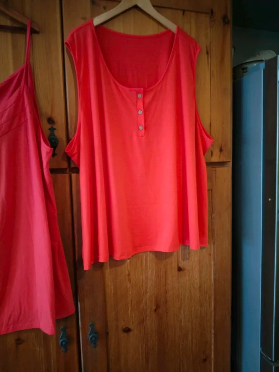 Ladies New summer tops, New never worn, plus size - Image 2