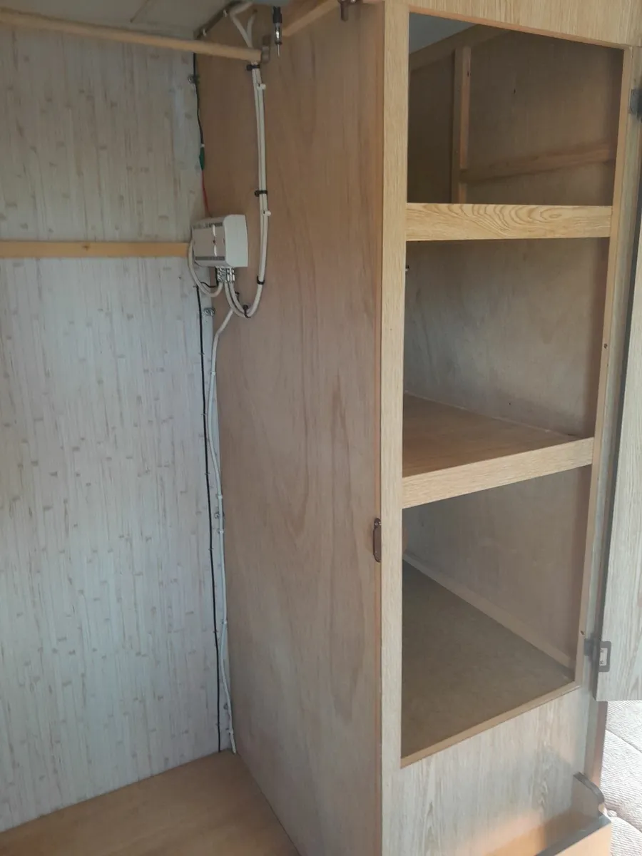 Caravan Monza 4 Berth - Image 4