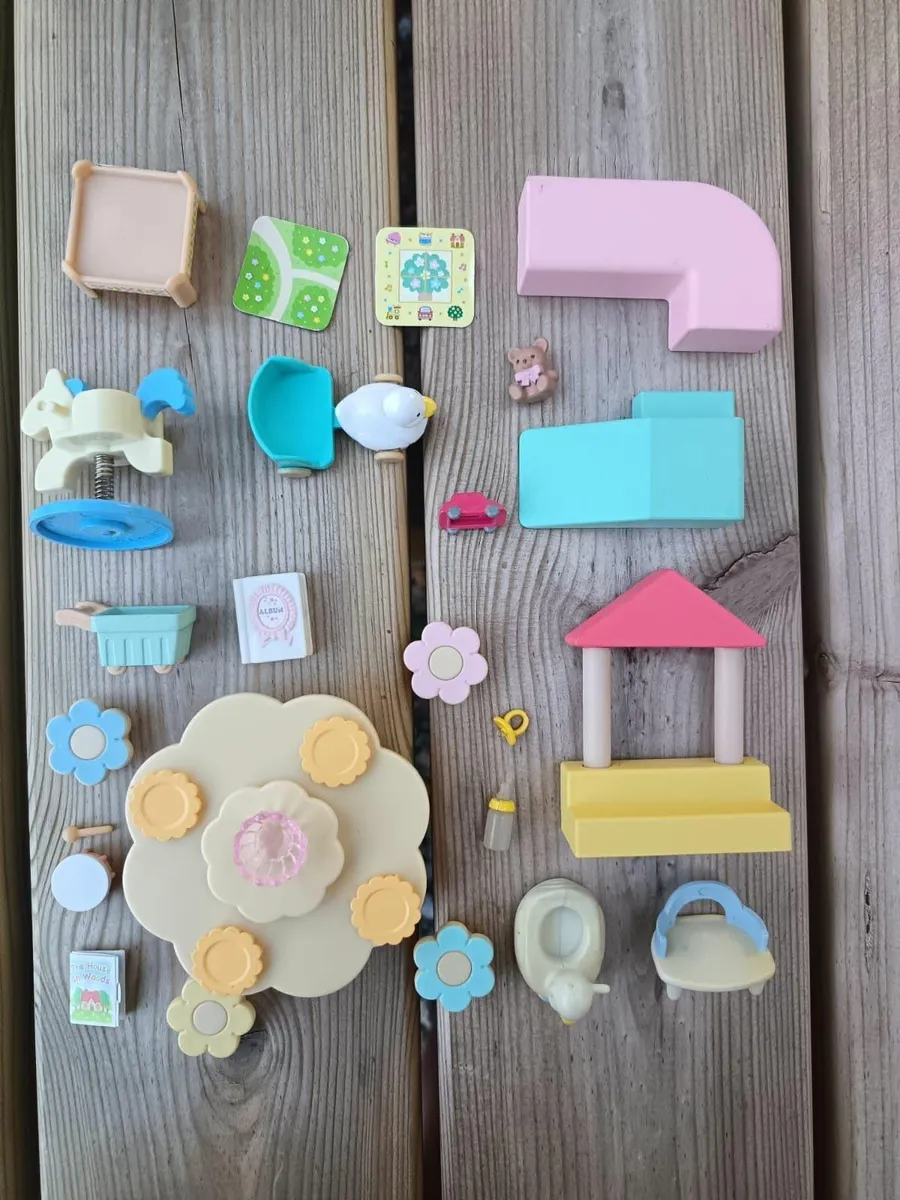 Sylvanian families toyshop - Image 3