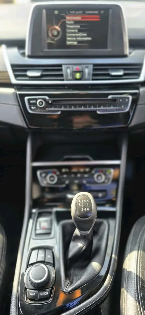 BMW 218i - Image 2