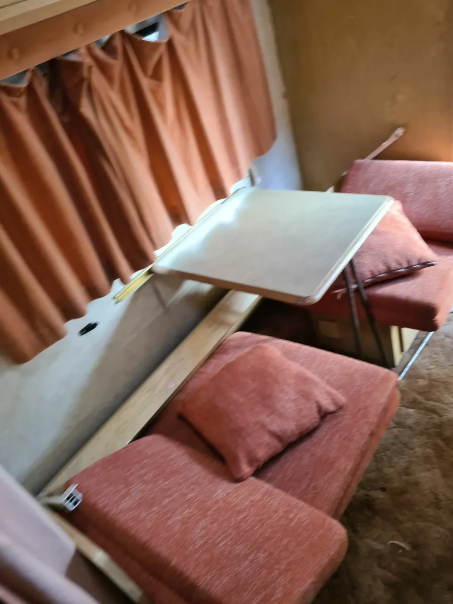 4berth caravan - Image 2