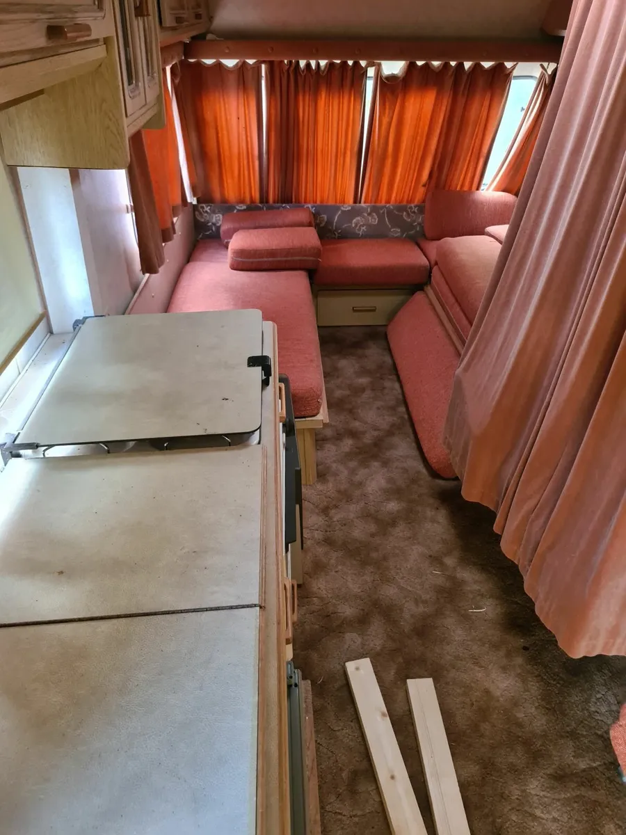 4berth caravan - Image 4