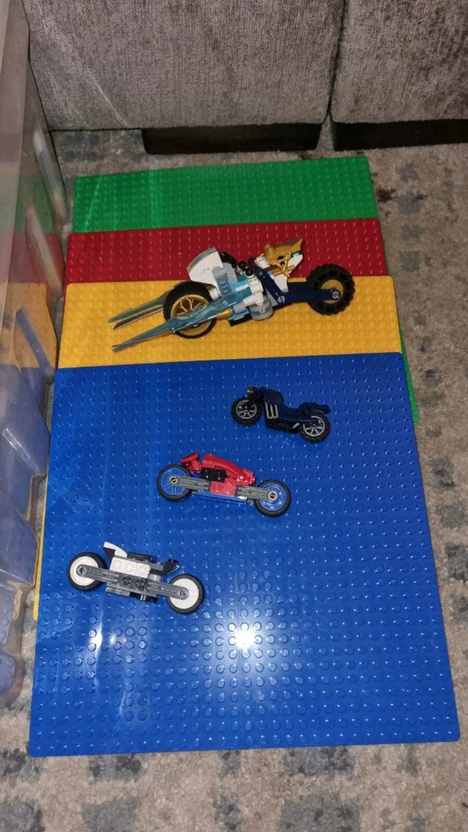 Huge LEGO Collection - 13kg with Minifigures - Image 3