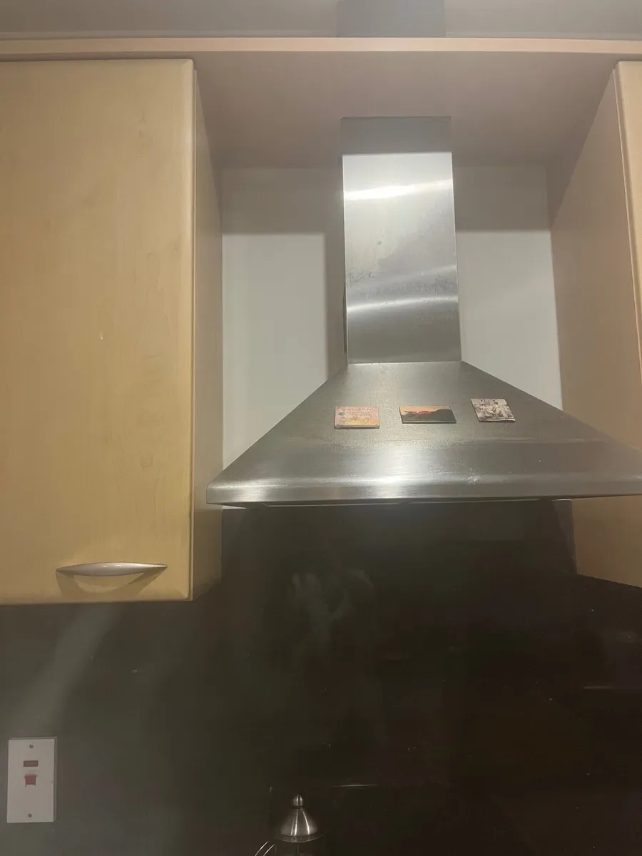 A kitchen - Image 3