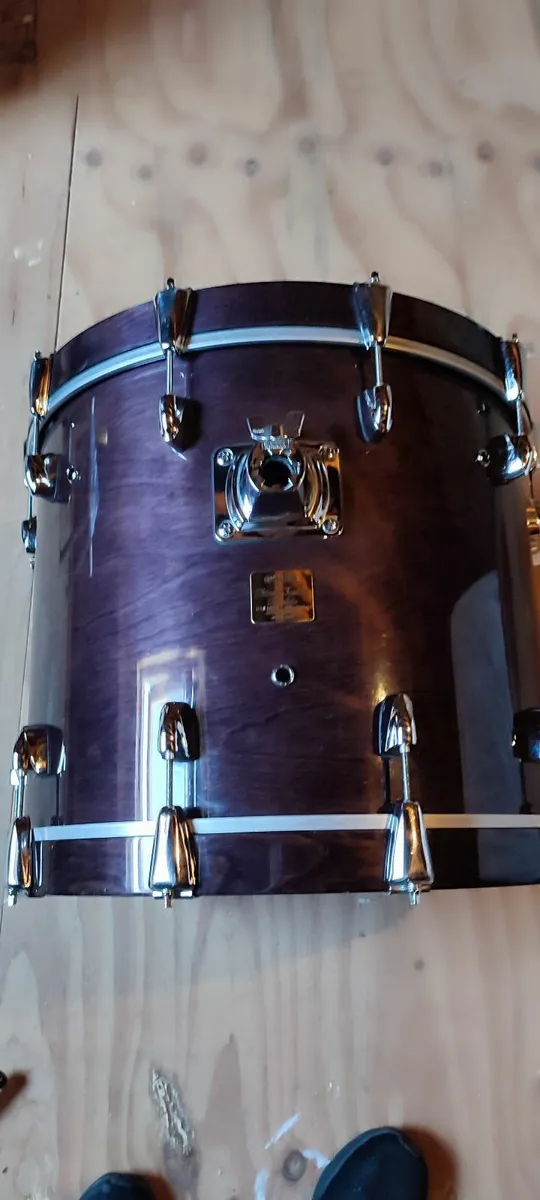 6 Piece Yamaha Custom Birch Absolute Drum kit with - Image 4