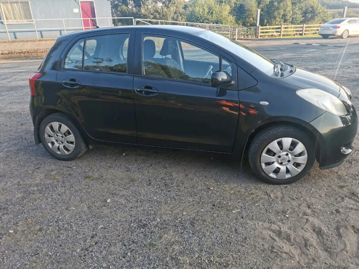 Toyota Yaris - Image 4