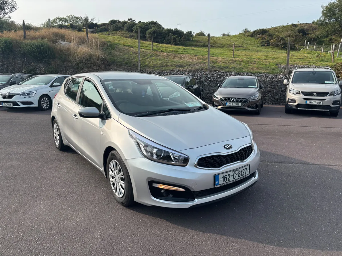 Kia Ceed 2016 1.6 Diesel 5dr Hatch - Image 2