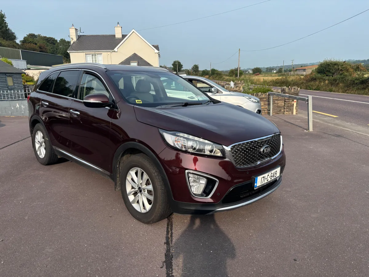 Kia Sorento 2017 7 Seater Diesel - Image 2