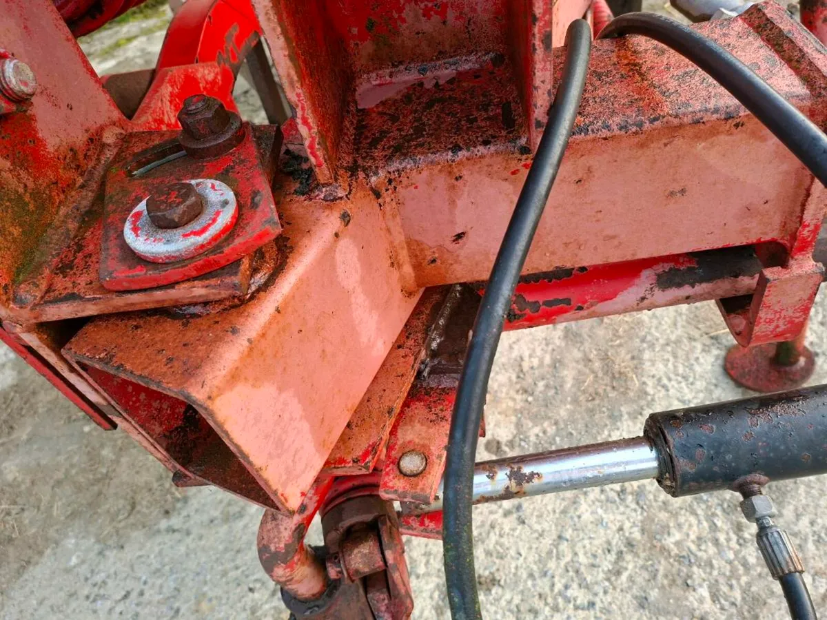 Agrolux 4 furrow plough - Image 2