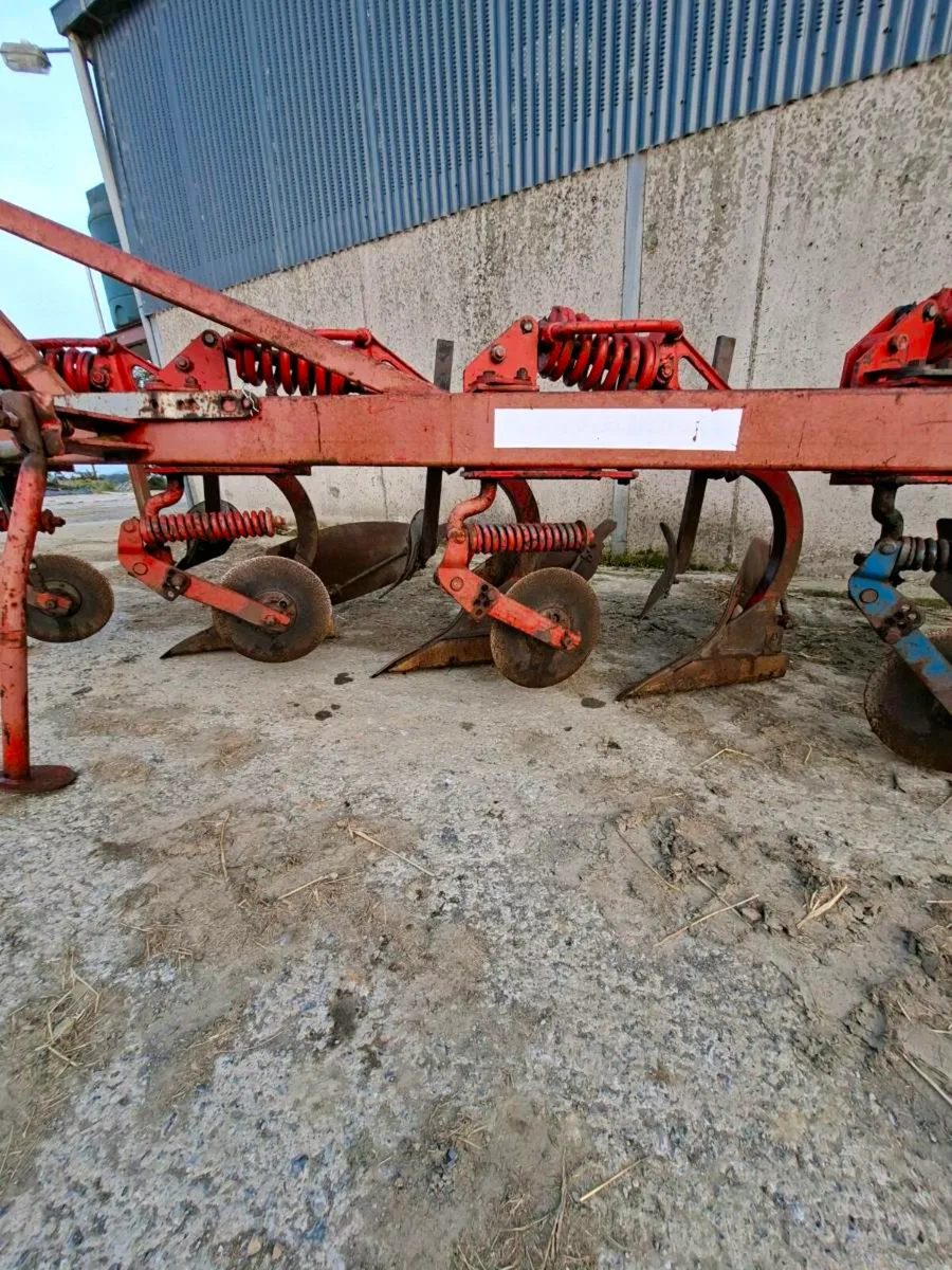 Agrolux 4 furrow plough - Image 4