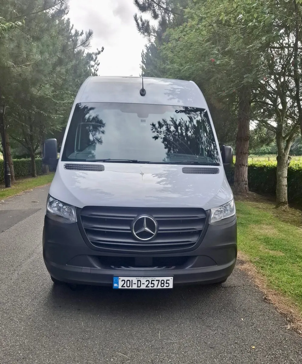 Mercedes-Benz Sprinter LWB  2020 DOE 8/26 - Image 3