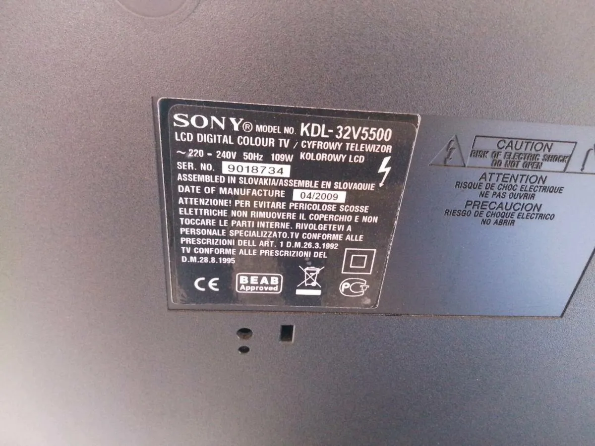 Sony 32" LCD TV - Image 3