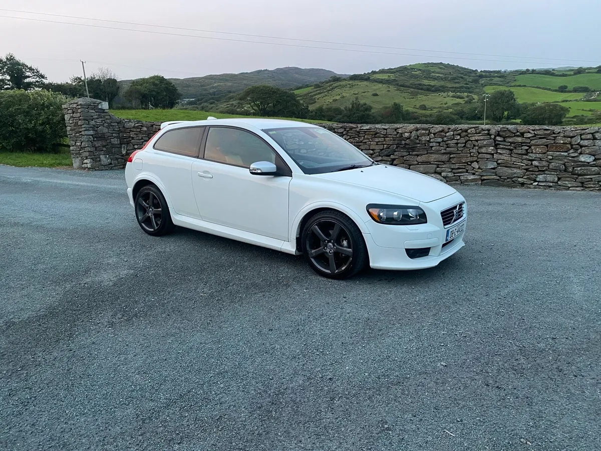 Volvo c30 r design( deposit taken) - Image 2