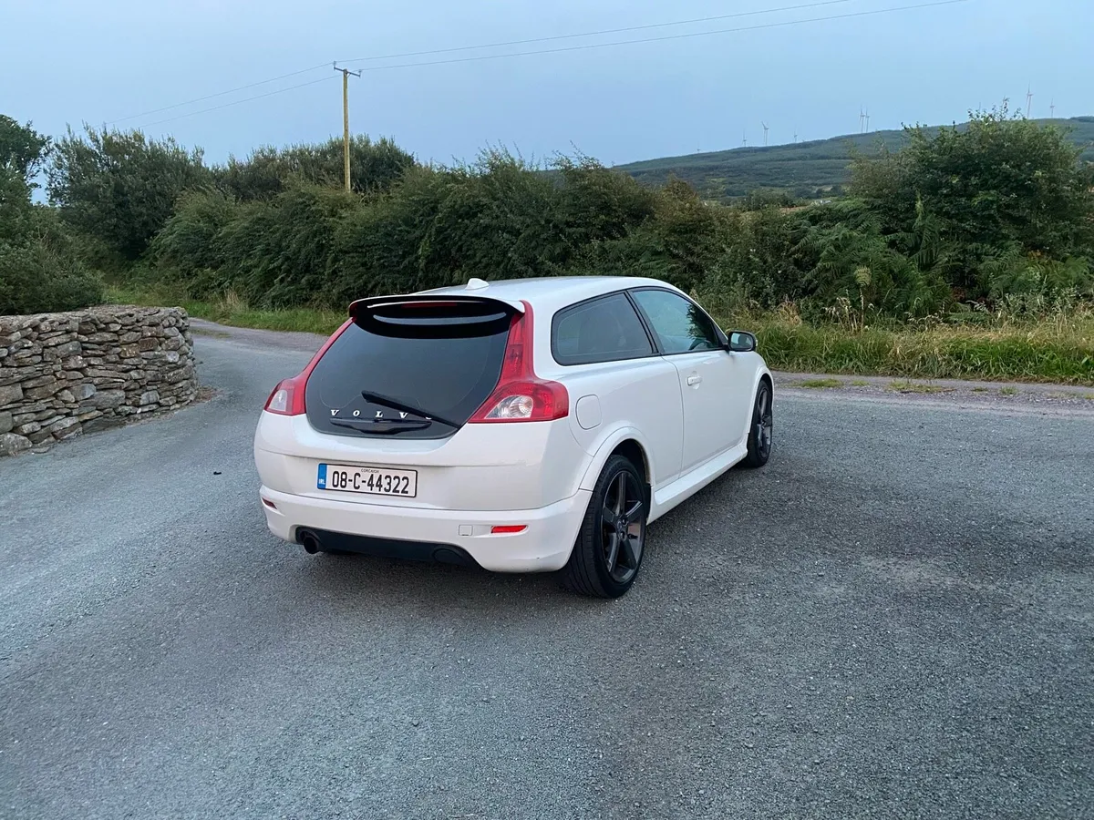 Volvo c30 r design( deposit taken) - Image 4