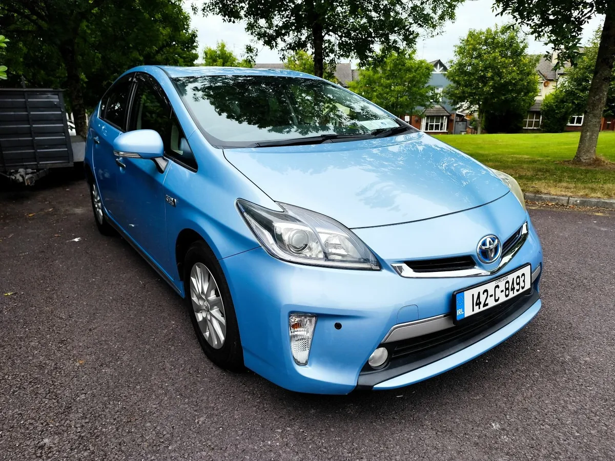 Toyota Prius Plug In!Only44000 Mls!1Owner!New NCT! - Image 1