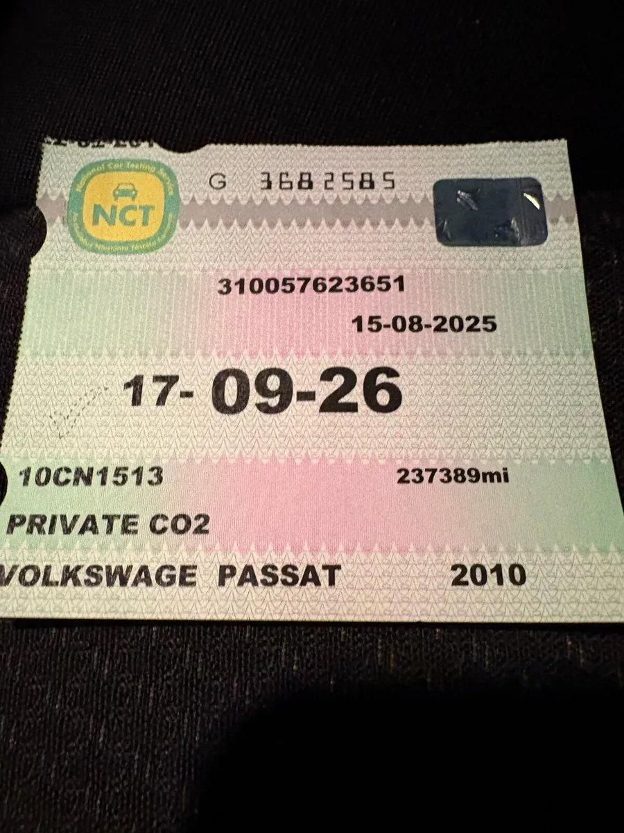 Volkswagen Passat - Image 2