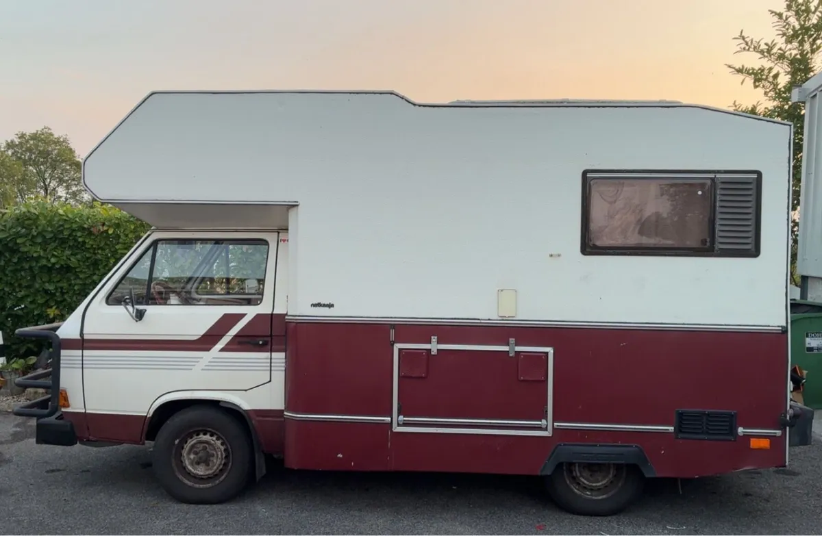 Volkswagen T25 Matkaaja - Image 4