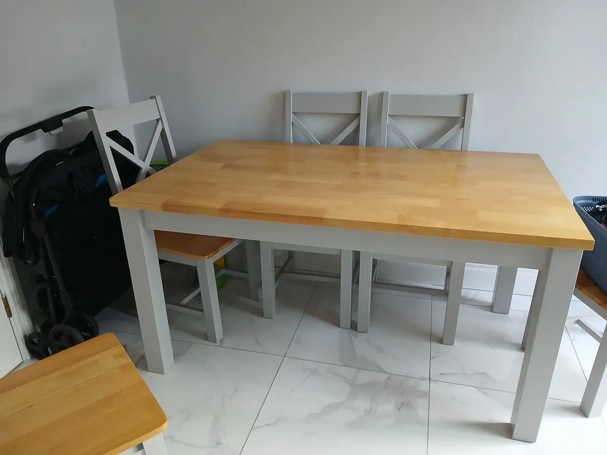 Kitchen table - Image 2