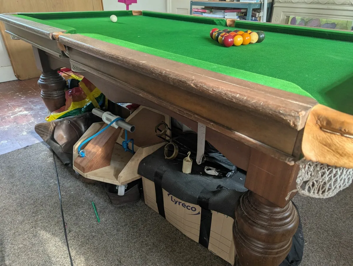 Pool Table - Image 4