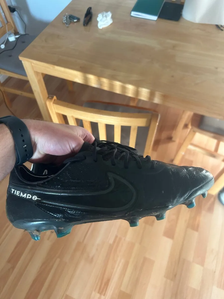 Nike Tiempo Football Boots - Image 1