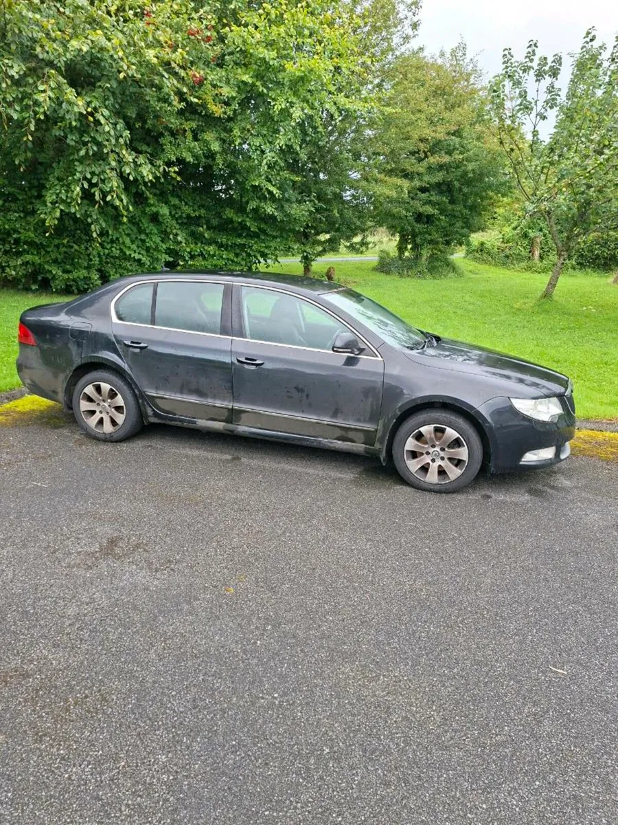 Skoda Superb - Image 4