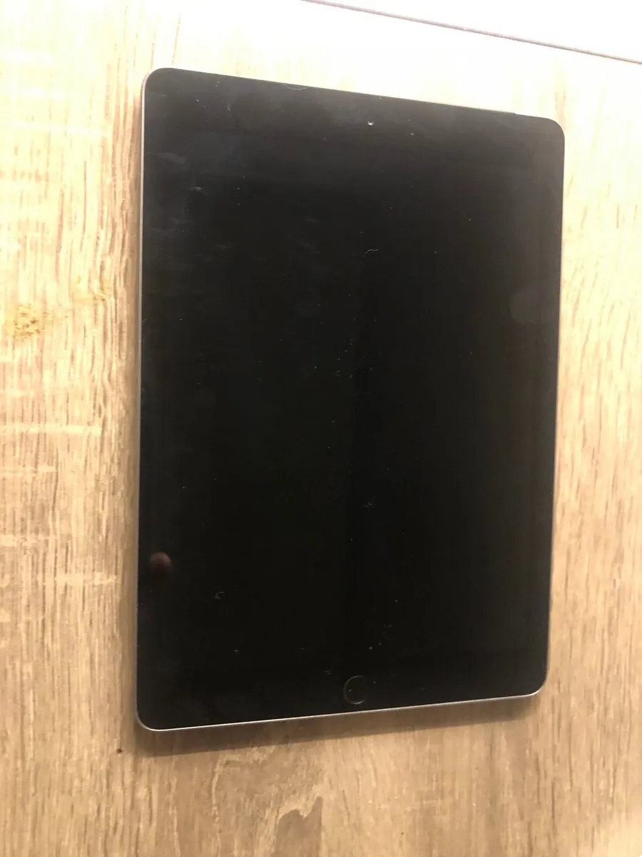ipad - Image 1