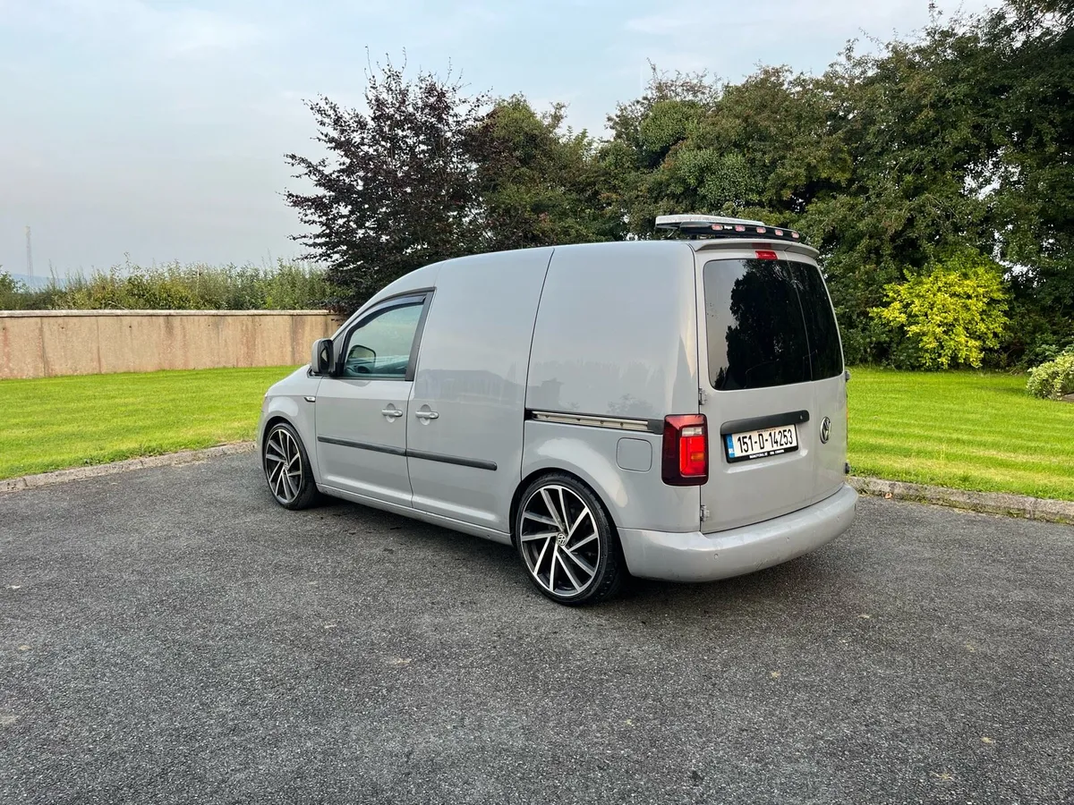 2015 Volkswagen Caddy Tdi 130 - Image 1