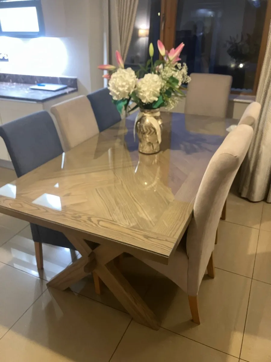 Dining chairs - Image 1