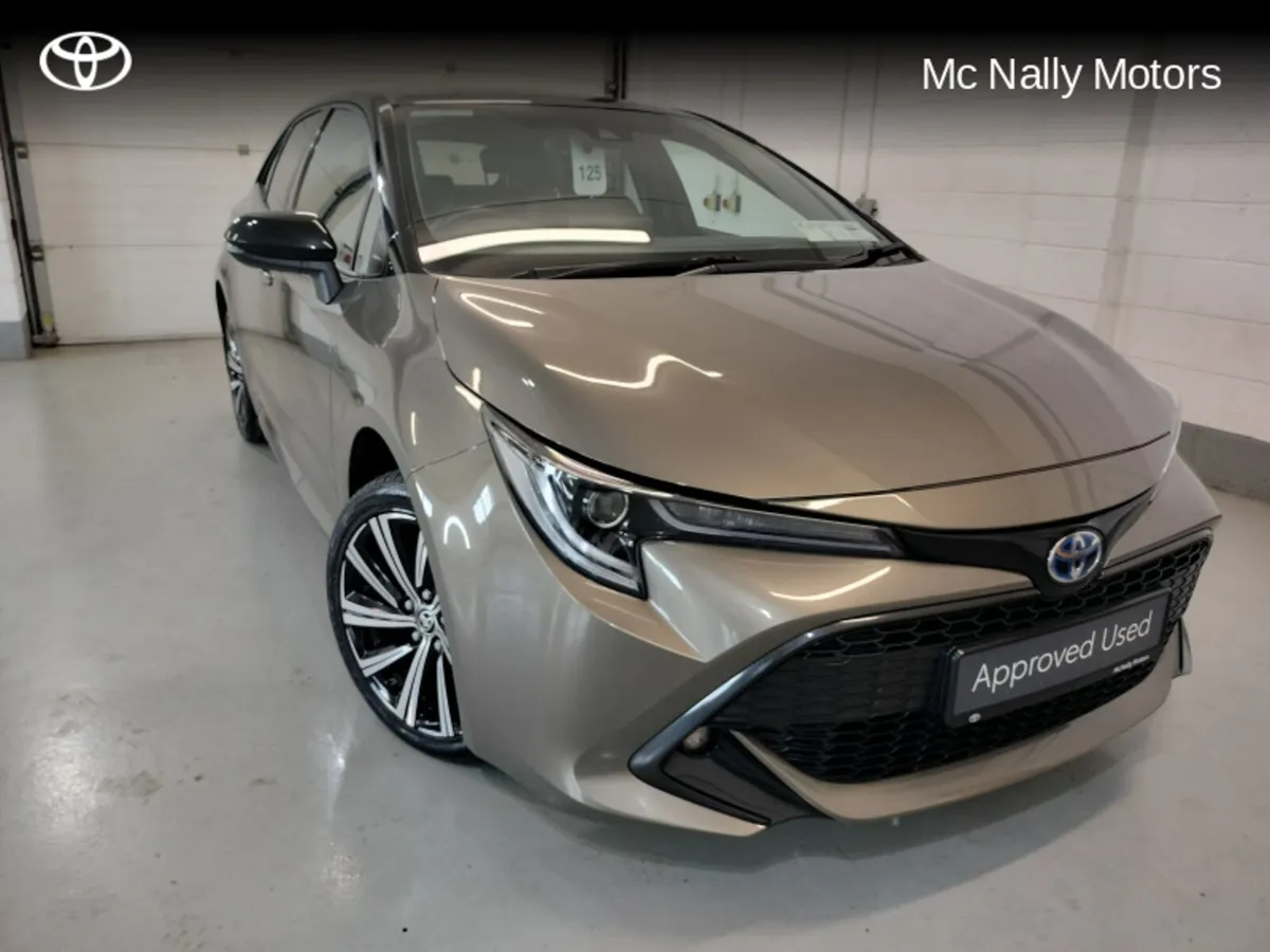 Toyota Corolla HYBRID L/SPORT HATCHBACK - Image 1