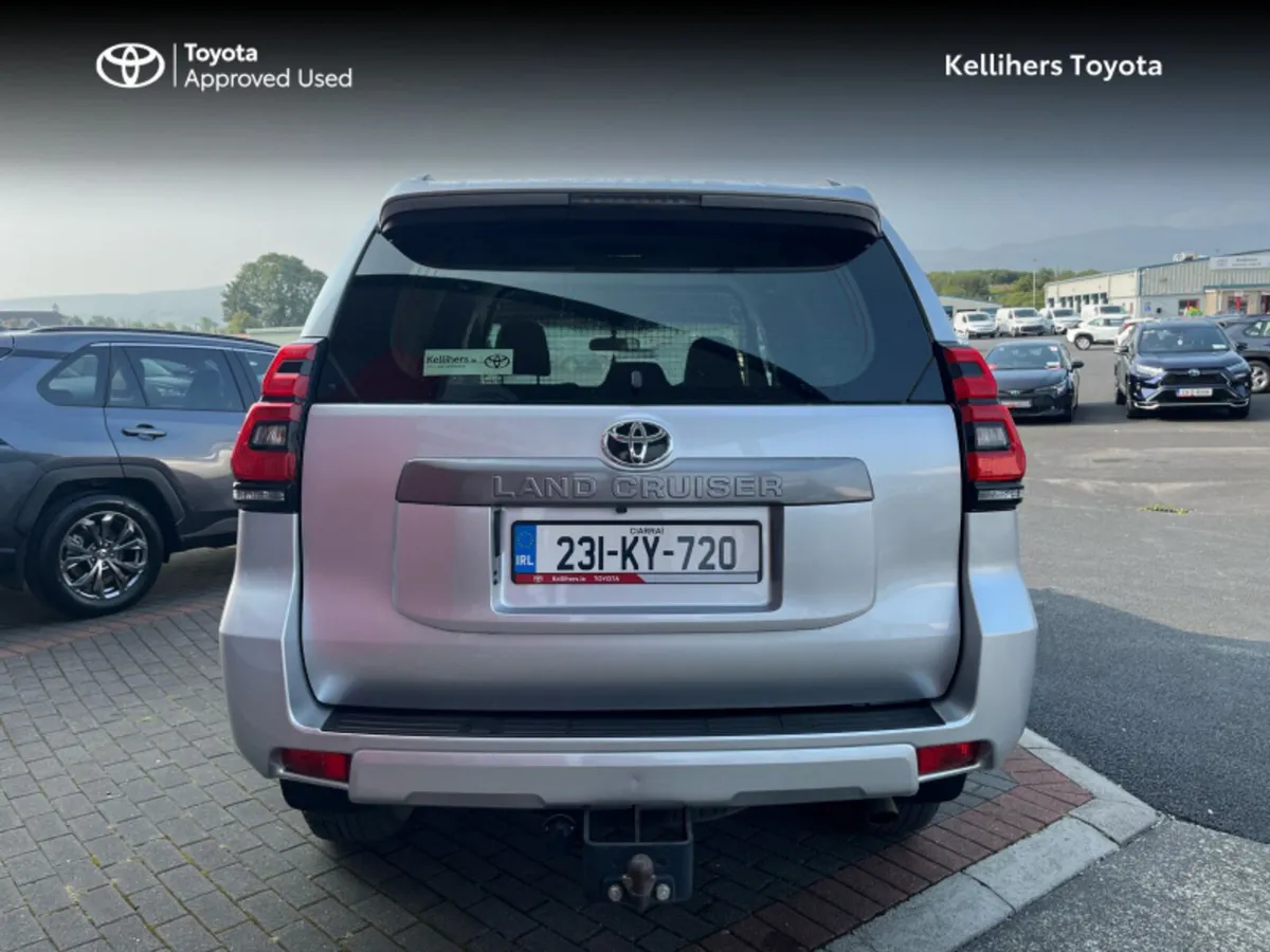 Toyota Land Cruiser LAND CRUISER LWB COMM A/T - Image 4