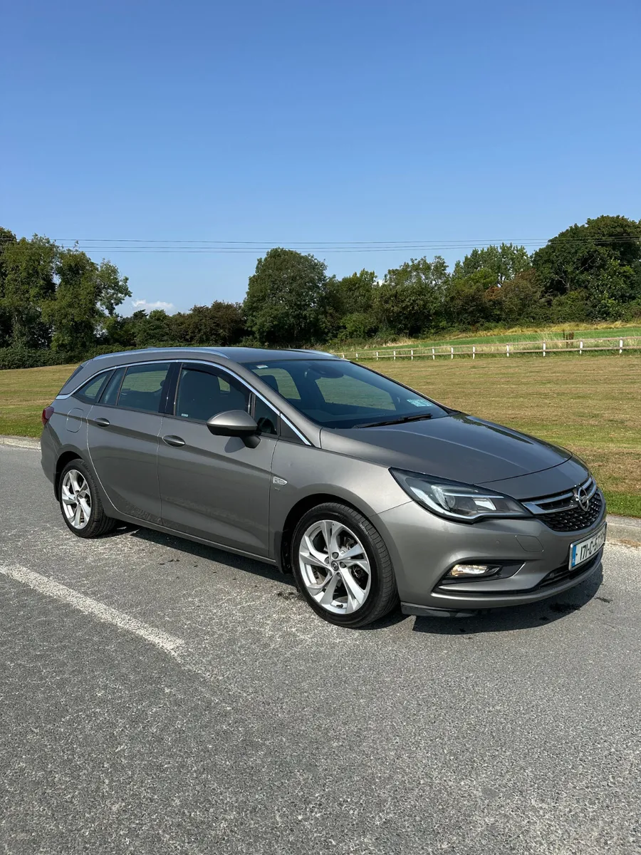 Opel Astra Estate 2017 NCT 01/27 - Image 1
