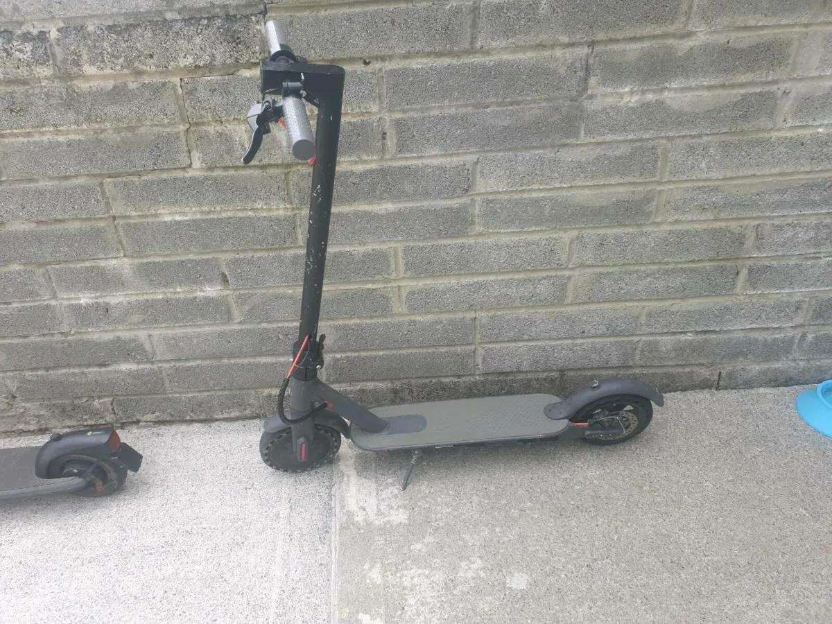 ELECTRIC SCOOTER - Image 3