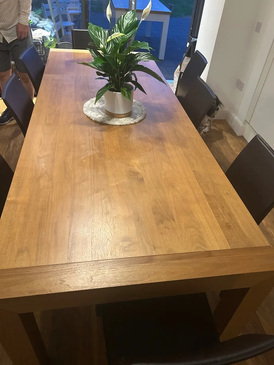 Dinning table and 8 chairs - Image 4