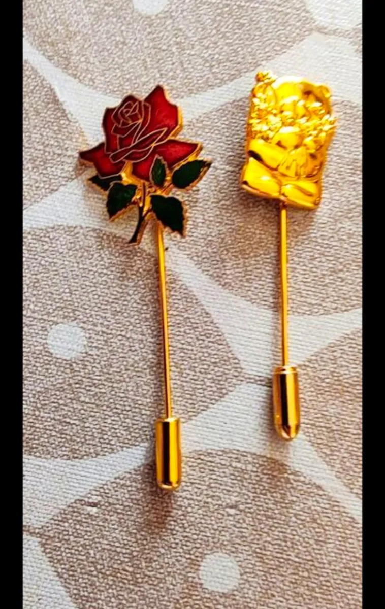 2 retro lapel pins - Image 2