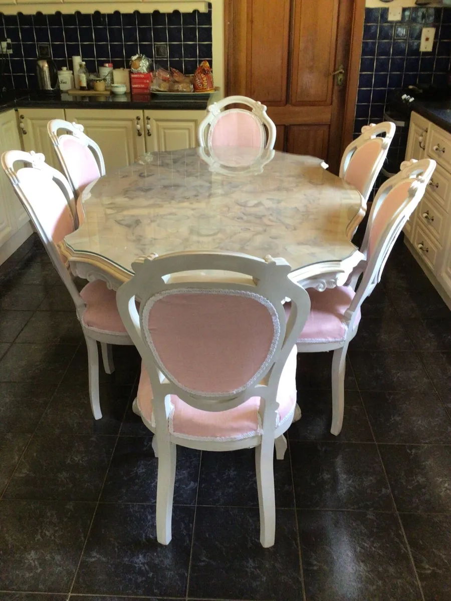 Table and chairs kitchen - Image 4