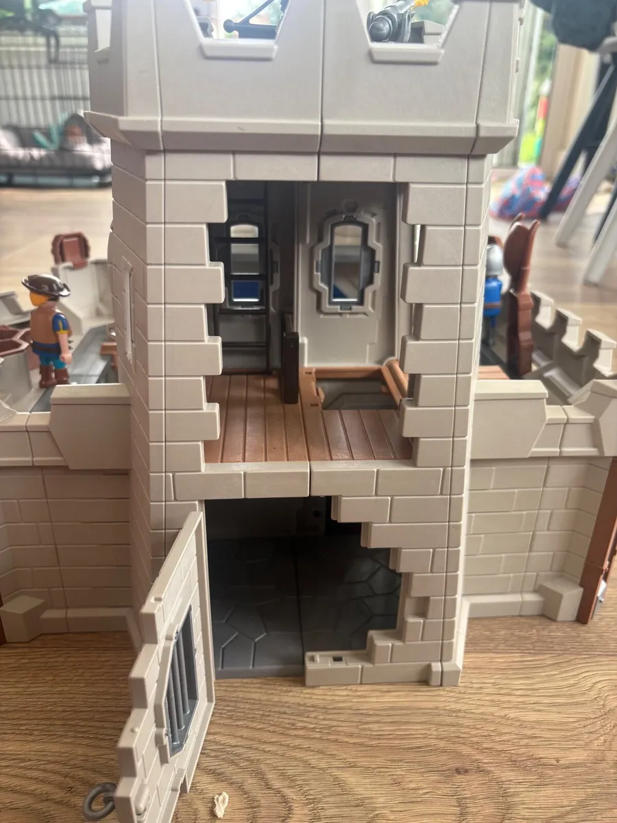 Playmobile Novelmore Fortress - Playmobile Castle - Image 2